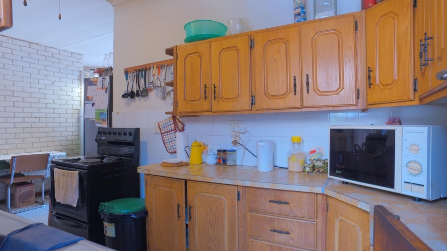 2 Bedroom Property for Sale in Rustenburg Central North West